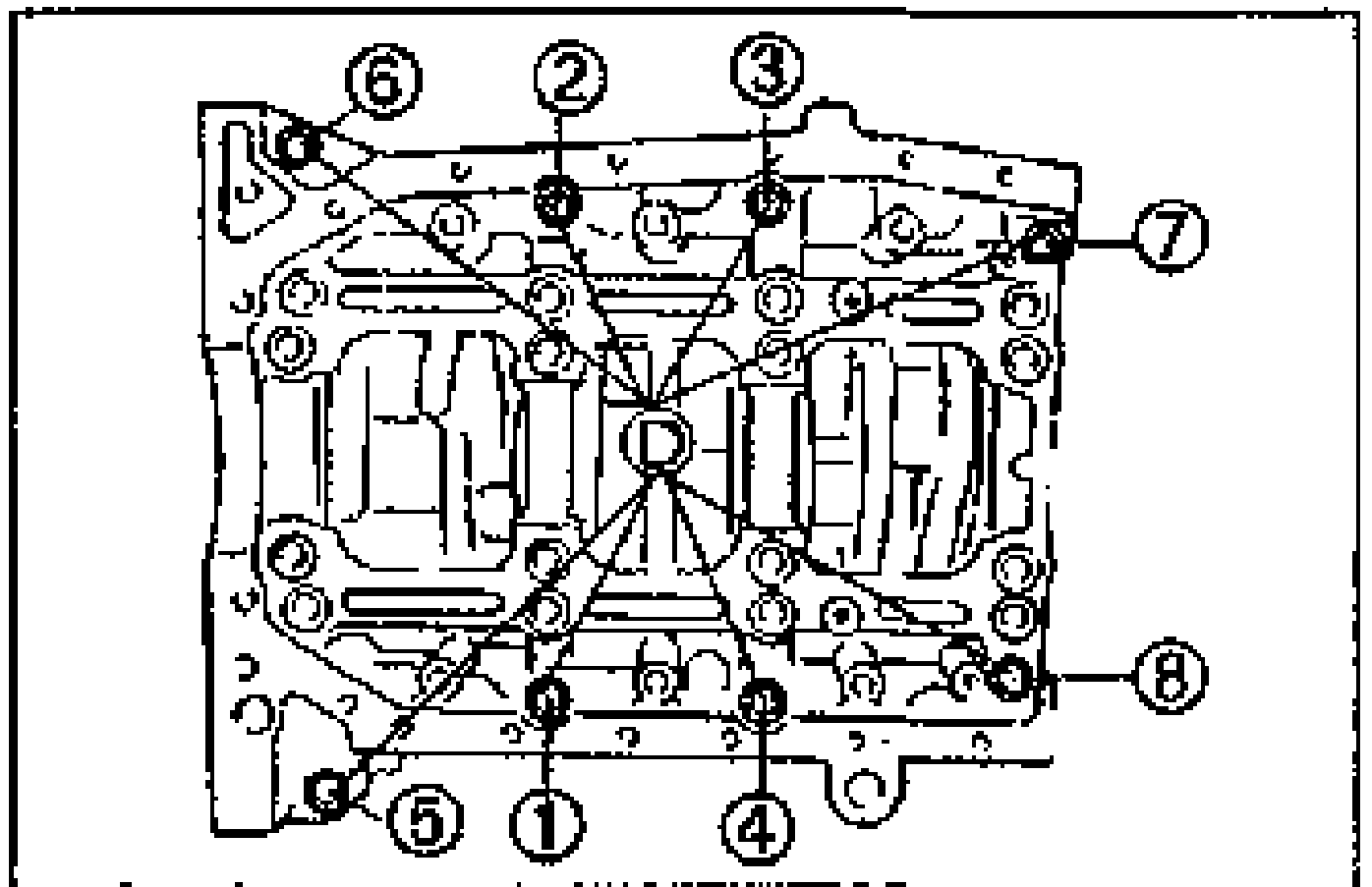 Bottom view of the lower cylinder block showing the D bolt tightening order with bolts numbered 1 through 8 and connecting lines.