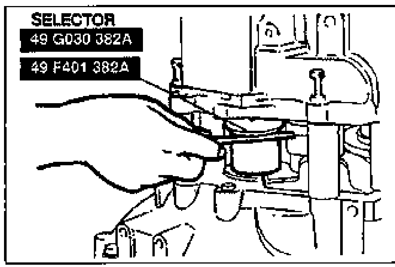 Measuring the clearance between the two halves of the SST selector around the circumference with a feeler gauge. Tools SELECTOR 49 G030 382A and 49 F401 382A labeled.
